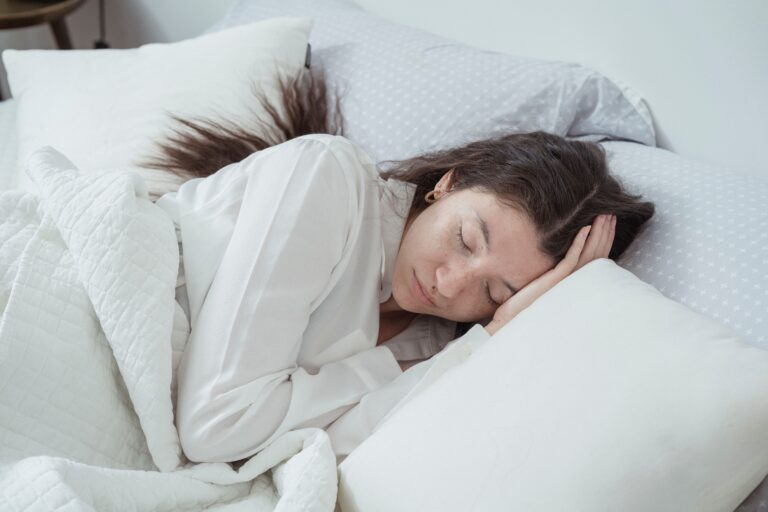 Best Pillow for Neck Pain: A Practical Guide to Actually Sleeping Better Best Pillow for Neck Pain: A Practical Guide to Actually Sleeping Better