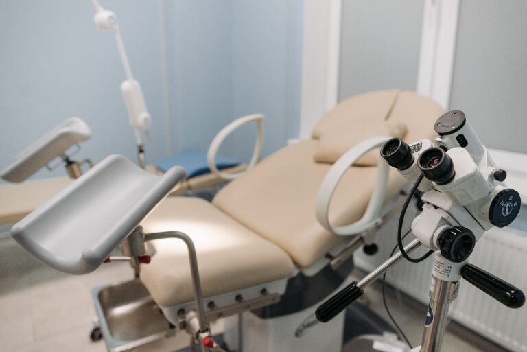 Gynecology Chairs: What Actually Matters When Choosing Exam Equipment